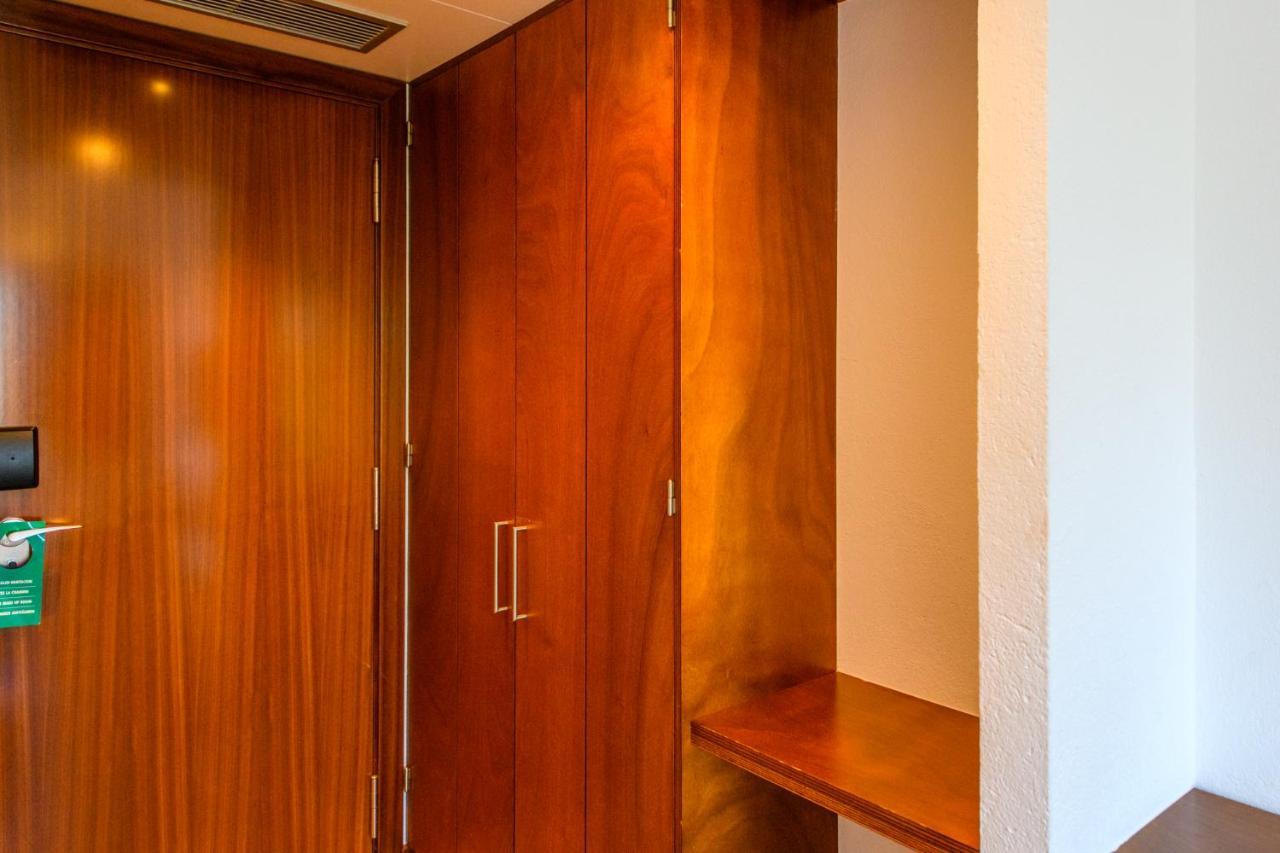 Hotel Sol Ixent - Adults Only Cadaqués Exterior photo