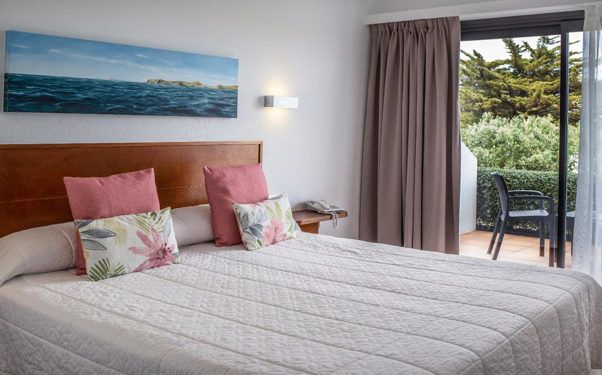 Hotel Sol Ixent - Adults Only Cadaqués Exterior photo
